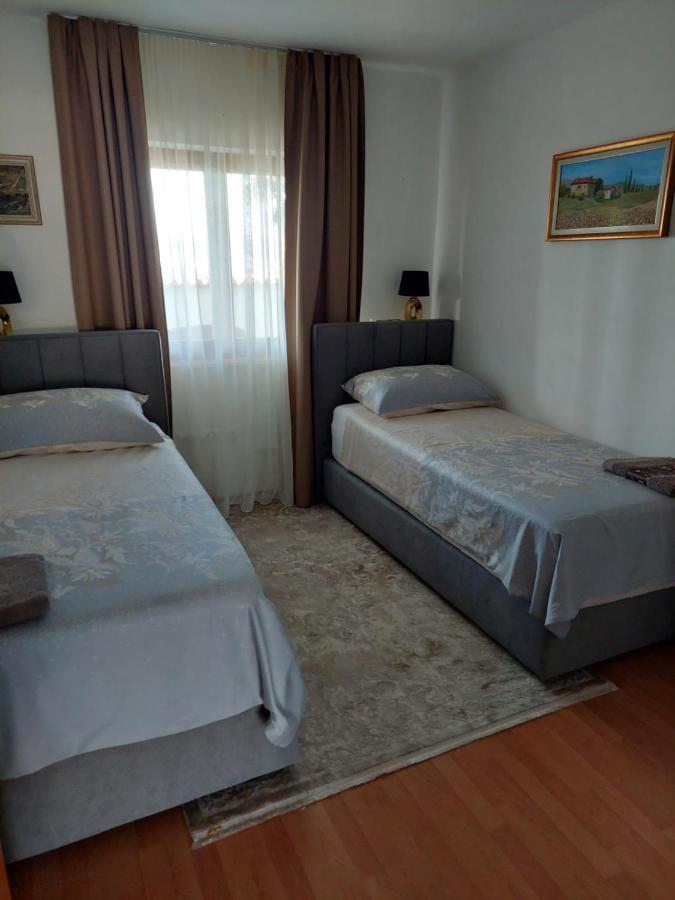 Apartment Oaza Relax Koper Exterior foto