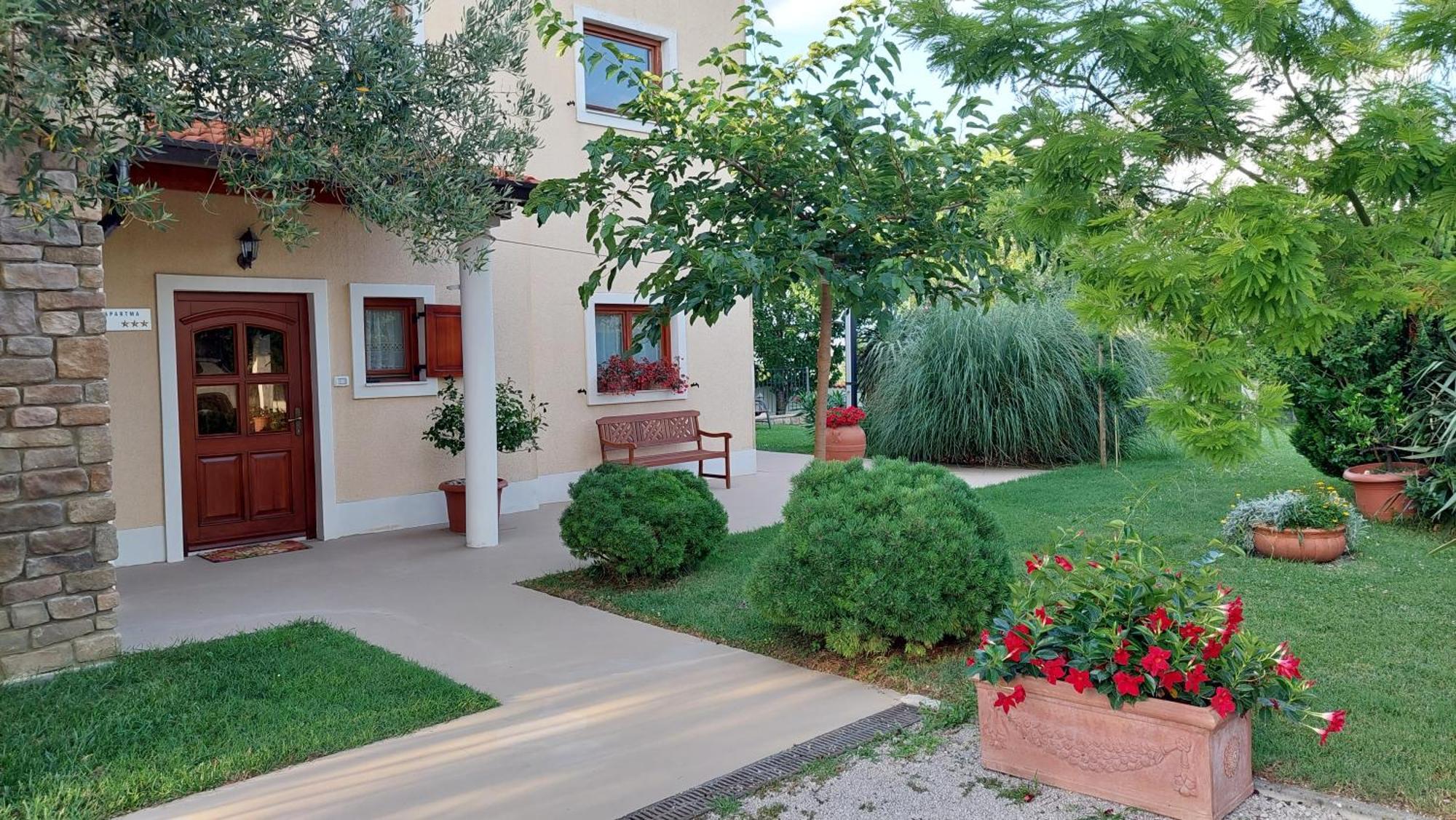 Apartment Oaza Relax Koper Exterior foto